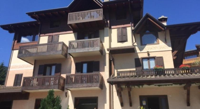 Albergo Quai Monno Εξωτερικό φωτογραφία